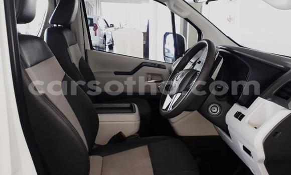 Acheter Occasion Voiture Toyota Hiace Blanc à Maputsoa, Leribe Acheter Occasion Voiture Toyota Hiace Blanc à Maputsoa, Leribe