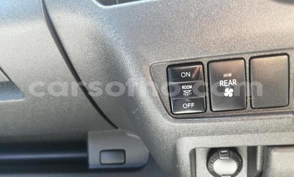 Acheter Occasion Voiture Toyota Hiace Blanc à Maputsoa, Leribe Acheter Occasion Voiture Toyota Hiace Blanc à Maputsoa, Leribe