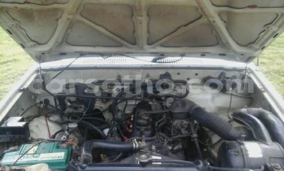 اشتري مستعمل Toyota Hilux White سيارة في Maseru في Maseru اشتري مستعمل Toyota Hilux White سيارة في Maseru في Maseru