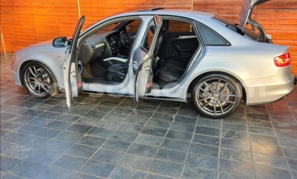 Acheter Occasion Voiture Audi A4 Gris à Butha–Buthe, Thaba-Tseka Acheter Occasion Voiture Audi A4 Gris à Butha–Buthe, Thaba-Tseka