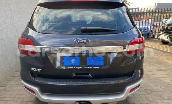 Sayi Na hannu Ford Everest Other Mota in Maseru a Maseru Sayi Na hannu Ford Everest Other Mota in Maseru a Maseru