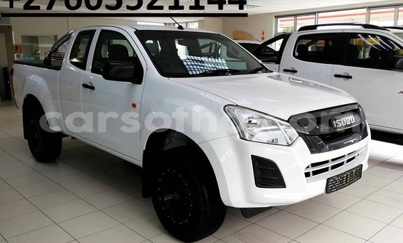 اشتري مستعمل Isuzu KB White سيارة في Maseru في Maseru اشتري مستعمل Isuzu KB White سيارة في Maseru في Maseru