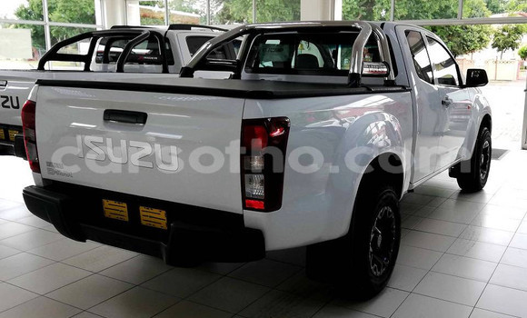 اشتري مستعمل Isuzu KB White سيارة في Maseru في Maseru اشتري مستعمل Isuzu KB White سيارة في Maseru في Maseru