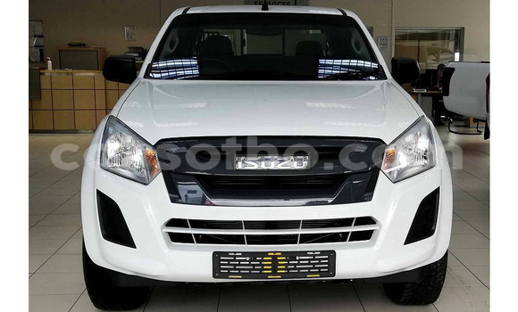 اشتري مستعمل Isuzu KB White سيارة في Maseru في Maseru اشتري مستعمل Isuzu KB White سيارة في Maseru في Maseru