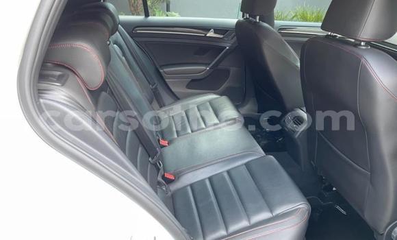 اشتري مستعمل Volkswagen Golf GTI White سيارة في Maseru في Maseru اشتري مستعمل Volkswagen Golf GTI White سيارة في Maseru في Maseru