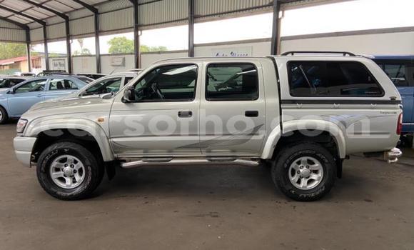 Sayi Na hannu Toyota Hilux Silver Mota in Thaba–Tseka a Mafeteng Sayi Na hannu Toyota Hilux Silver Mota in Thaba–Tseka a Mafeteng