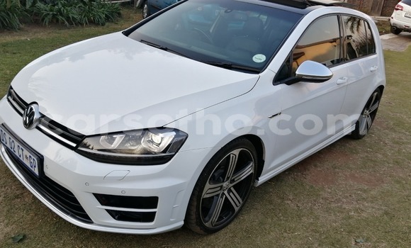 Buy Used Volkswagen Golf White Car in Maseru in Maseru Buy Used Volkswagen Golf White Car in Maseru in Maseru