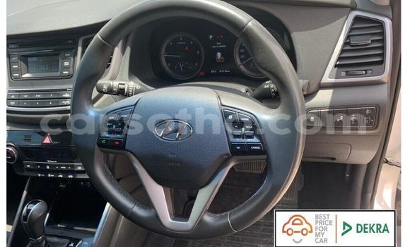 اشتري مستعمل Hyundai Tucson White سيارة في Maseru في Maseru اشتري مستعمل Hyundai Tucson White سيارة في Maseru في Maseru