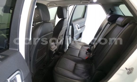 Buy Used Land Rover Discovery Sport White Car in Maseru in Maseru Buy Used Land Rover Discovery Sport White Car in Maseru in Maseru