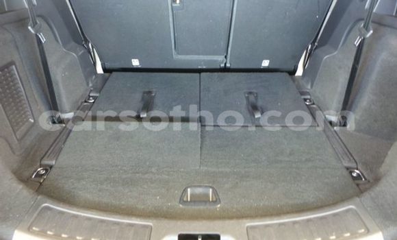 Buy Used Land Rover Discovery Sport White Car in Maseru in Maseru Buy Used Land Rover Discovery Sport White Car in Maseru in Maseru