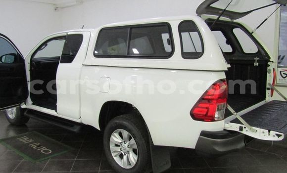 اشتري مستعمل Toyota Hilux White سيارة في Maseru في Maseru اشتري مستعمل Toyota Hilux White سيارة في Maseru في Maseru
