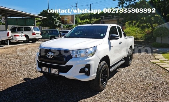 Acheter Occasion Voiture Toyota Hilux Blanc à Maseru, Maseru Acheter Occasion Voiture Toyota Hilux Blanc à Maseru, Maseru