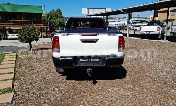 Acheter Occasion Voiture Toyota Hilux Blanc à Maseru, Maseru Acheter Occasion Voiture Toyota Hilux Blanc à Maseru, Maseru