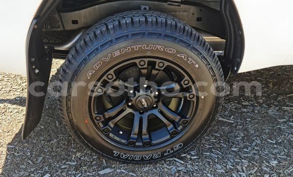 Acheter Occasion Voiture Toyota Hilux Blanc à Maseru, Maseru Acheter Occasion Voiture Toyota Hilux Blanc à Maseru, Maseru