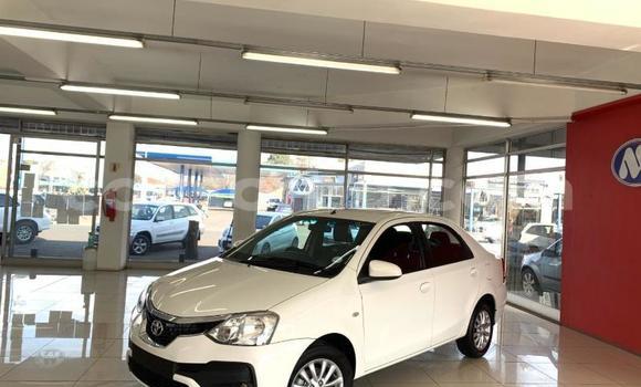 Acheter Occasion Voiture Toyota Etios Blanc à Mafeteng, Mafeteng Acheter Occasion Voiture Toyota Etios Blanc à Mafeteng, Mafeteng