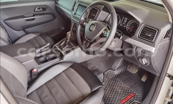 Sayi Na hannu Volkswagen Amarok White Mota in Thaba–Tseka a Mafeteng Sayi Na hannu Volkswagen Amarok White Mota in Thaba–Tseka a Mafeteng