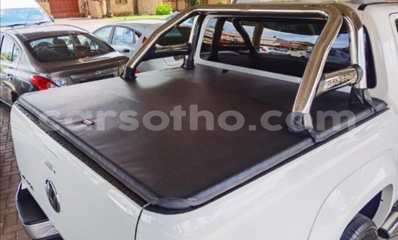 Sayi Na hannu Volkswagen Amarok White Mota in Thaba–Tseka a Mafeteng Sayi Na hannu Volkswagen Amarok White Mota in Thaba–Tseka a Mafeteng