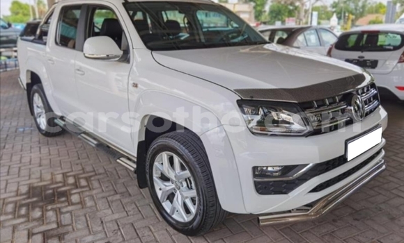 Sayi Na hannu Volkswagen Amarok White Mota in Thaba–Tseka a Mafeteng Sayi Na hannu Volkswagen Amarok White Mota in Thaba–Tseka a Mafeteng