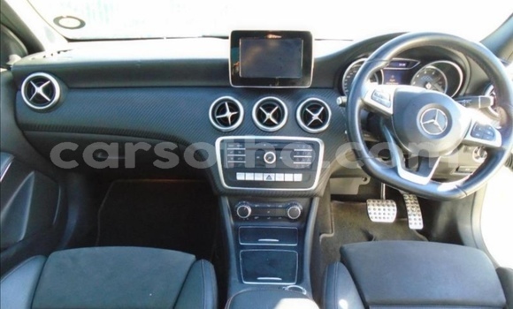 Sayi Na hannu Mercedes-Benz A200 White Mota in Maseru a Maseru Sayi Na hannu Mercedes-Benz A200 White Mota in Maseru a Maseru