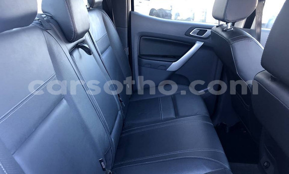 Sayi Na hannu Ford Ranger White Mota in Maseru a Maseru Sayi Na hannu Ford Ranger White Mota in Maseru a Maseru