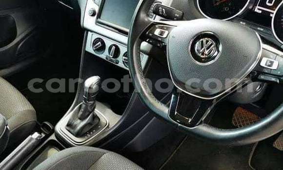 Sayi Na hannu Volkswagen Polo White Mota in Maseru a Maseru Sayi Na hannu Volkswagen Polo White Mota in Maseru a Maseru