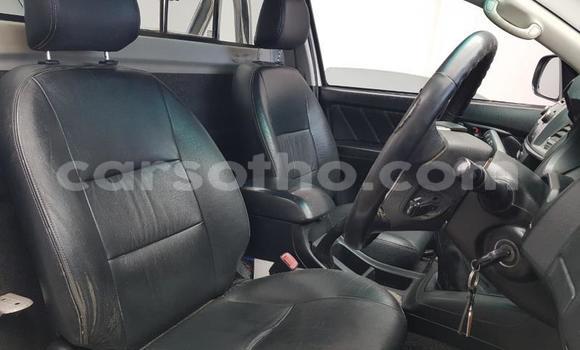 Sayi Na hannu Toyota Hilux White Mota in Maseru a Maseru Sayi Na hannu Toyota Hilux White Mota in Maseru a Maseru