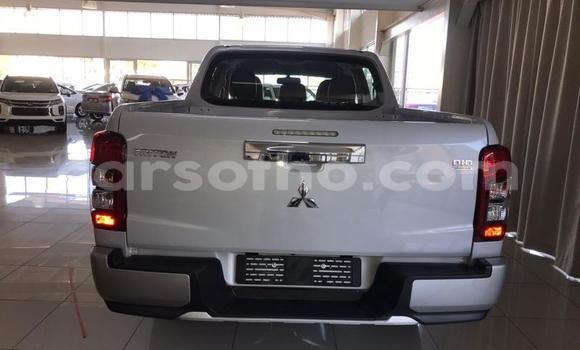 اشتري مستعمل Mitsubishi Triton White سيارة في Maputsoa في Leribe اشتري مستعمل Mitsubishi Triton White سيارة في Maputsoa في Leribe