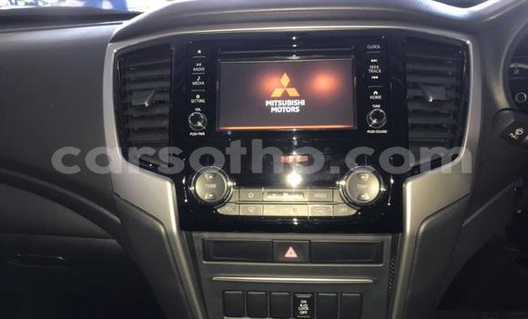 اشتري مستعمل Mitsubishi Triton White سيارة في Maputsoa في Leribe اشتري مستعمل Mitsubishi Triton White سيارة في Maputsoa في Leribe