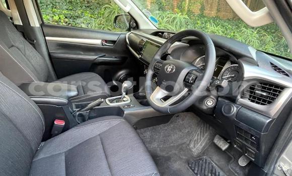 اشتري مستعمل Toyota Hilux Silver سيارة في Mafeteng في Mafeteng اشتري مستعمل Toyota Hilux Silver سيارة في Mafeteng في Mafeteng