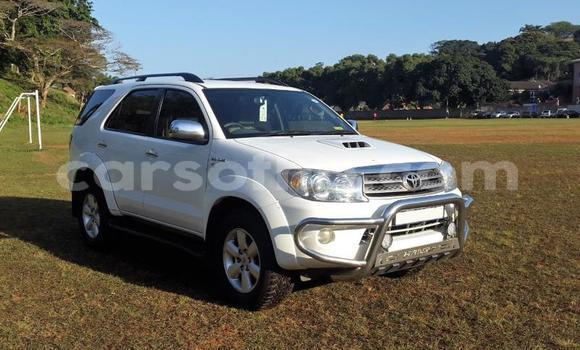 اشتري مستعمل Toyota Fortuner White سيارة في Maputsoa في Leribe اشتري مستعمل Toyota Fortuner White سيارة في Maputsoa في Leribe