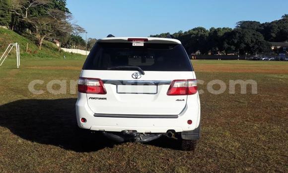 اشتري مستعمل Toyota Fortuner White سيارة في Maputsoa في Leribe اشتري مستعمل Toyota Fortuner White سيارة في Maputsoa في Leribe