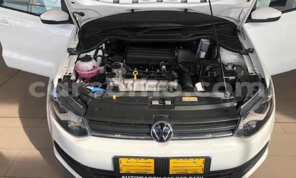اشتري مستعمل Volkswagen Polo White سيارة في Maputsoa في Leribe اشتري مستعمل Volkswagen Polo White سيارة في Maputsoa في Leribe