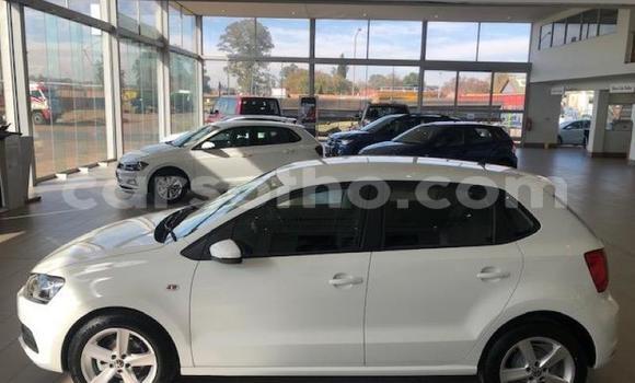 اشتري مستعمل Volkswagen Polo White سيارة في Maputsoa في Leribe اشتري مستعمل Volkswagen Polo White سيارة في Maputsoa في Leribe