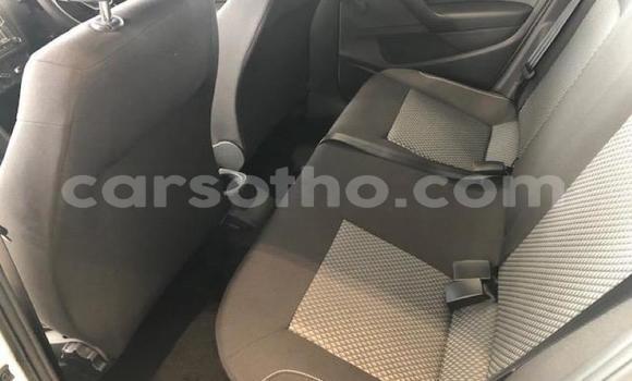 اشتري مستعمل Volkswagen Polo White سيارة في Maputsoa في Leribe اشتري مستعمل Volkswagen Polo White سيارة في Maputsoa في Leribe