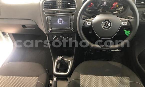اشتري مستعمل Volkswagen Polo White سيارة في Maputsoa في Leribe اشتري مستعمل Volkswagen Polo White سيارة في Maputsoa في Leribe