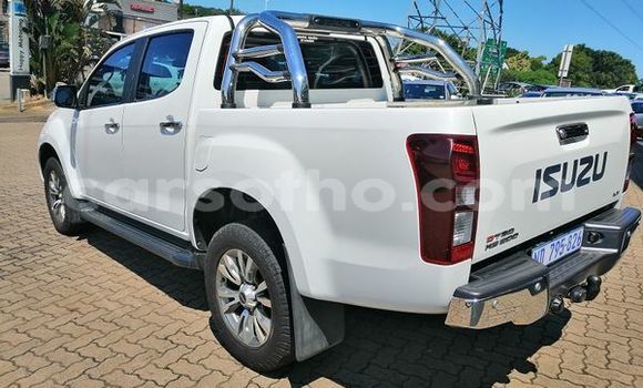 اشتري مستعمل Isuzu KB White سيارة في Maputsoe في Leribe اشتري مستعمل Isuzu KB White سيارة في Maputsoe في Leribe