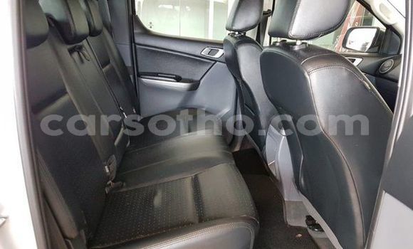 Buy Used Mazda BT-50 White Car in Maputsoe in Leribe Buy Used Mazda BT-50 White Car in Maputsoe in Leribe