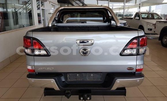 Buy Used Mazda BT-50 White Car in Maputsoe in Leribe Buy Used Mazda BT-50 White Car in Maputsoe in Leribe