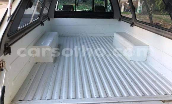 Acheter Occasion Voiture Toyota Hilux Blanc à Maseru, Maseru Acheter Occasion Voiture Toyota Hilux Blanc à Maseru, Maseru