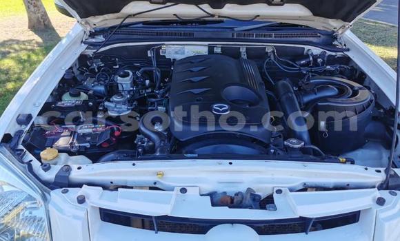 اشتري مستعمل Mazda BT-50 White سيارة في Maputsoe في Leribe اشتري مستعمل Mazda BT-50 White سيارة في Maputsoe في Leribe