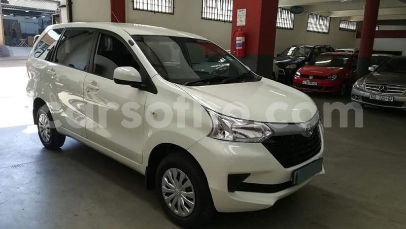 Big with watermark toyota avanza butha buthe quthing 21968