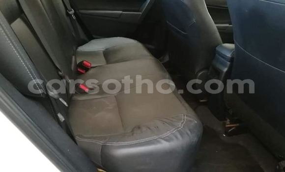 Sayi Na hannu Toyota Avanza White Mota in Quthing a Butha-Buthe Sayi Na hannu Toyota Avanza White Mota in Quthing a Butha-Buthe