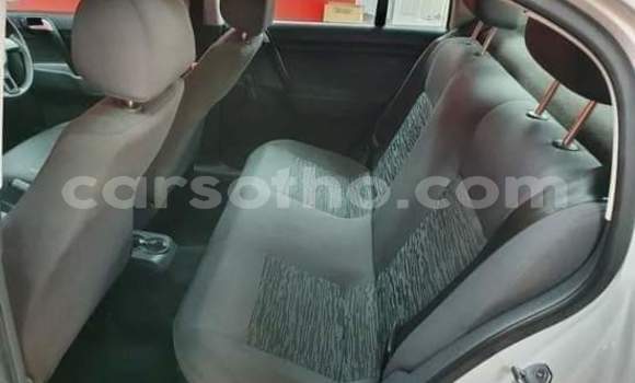 Acheter Occasion Voiture Volkswagen Polo Blanc à Maseru, Maseru Acheter Occasion Voiture Volkswagen Polo Blanc à Maseru, Maseru