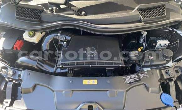 Sayi Na hannu Mercedes-Benz V-klasse Silver Mota in Maseru a Maseru Sayi Na hannu Mercedes-Benz V-klasse Silver Mota in Maseru a Maseru