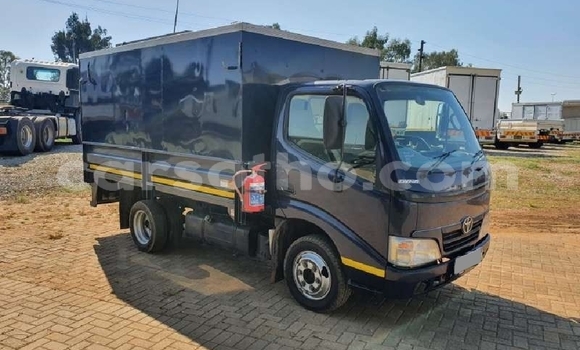 Sayi Na hannu Toyota Dyna Blue Mota in Maseru a Maseru Sayi Na hannu Toyota Dyna Blue Mota in Maseru a Maseru