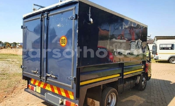 Sayi Na hannu Toyota Dyna Blue Mota in Maseru a Maseru Sayi Na hannu Toyota Dyna Blue Mota in Maseru a Maseru