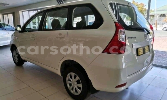 Sayi Na hannu Toyota Avanza White Mota in Maseru a Maseru Sayi Na hannu Toyota Avanza White Mota in Maseru a Maseru