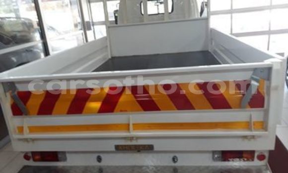 Sayi Na hannu Toyota Dyna White Mota in Maseru a Maseru Sayi Na hannu Toyota Dyna White Mota in Maseru a Maseru