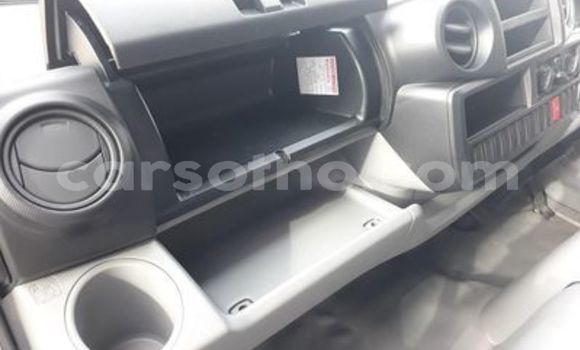 Sayi Na hannu Toyota Dyna White Mota in Maseru a Maseru Sayi Na hannu Toyota Dyna White Mota in Maseru a Maseru