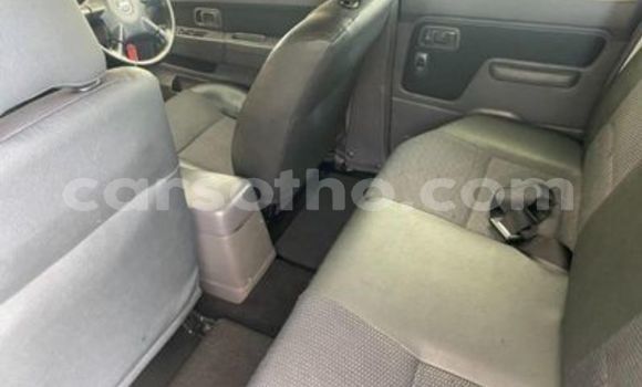اشتري مستعمل Nissan Hardbody White سيارة في Maseru في Maseru اشتري مستعمل Nissan Hardbody White سيارة في Maseru في Maseru